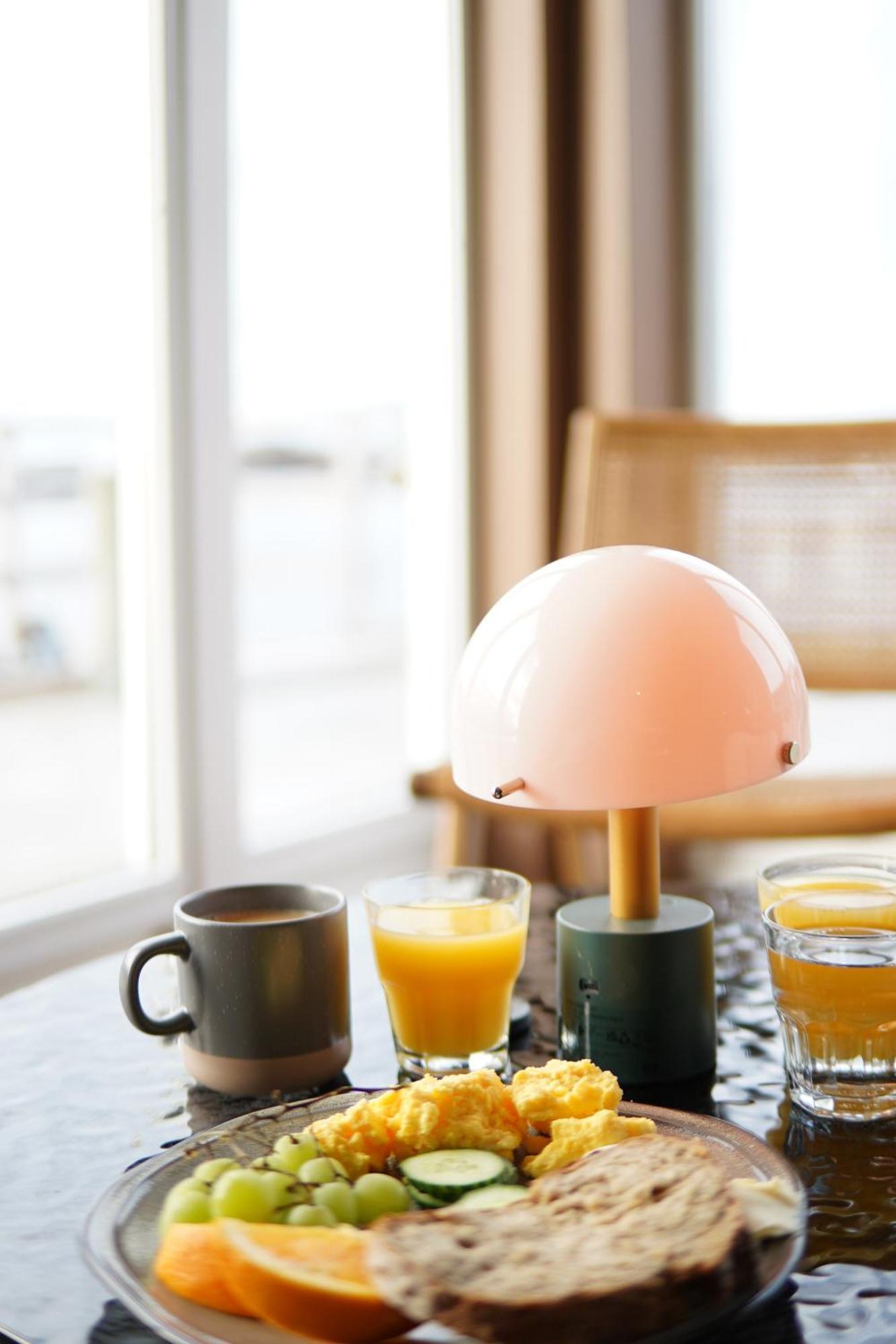 Skata Boutique Hotel Henningsvaer Bagian luar foto