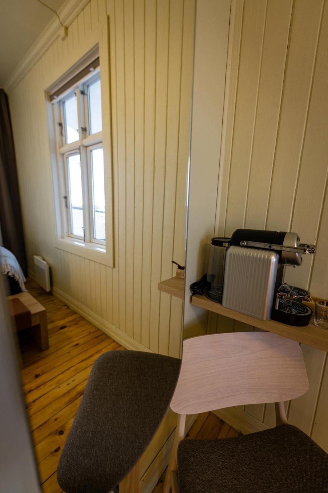 Skata Boutique Hotel Henningsvaer Bagian luar foto