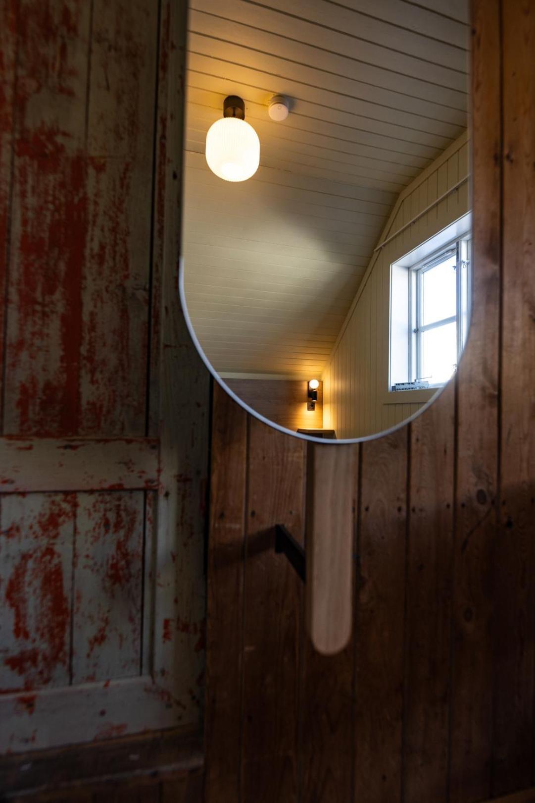 Skata Boutique Hotel Henningsvaer Bagian luar foto
