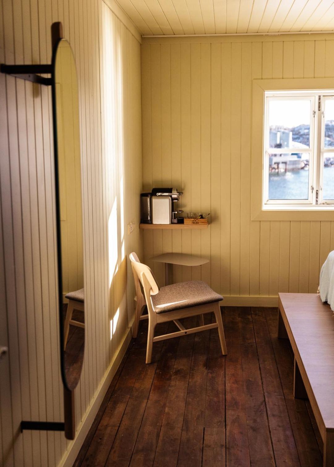 Skata Boutique Hotel Henningsvaer Bagian luar foto