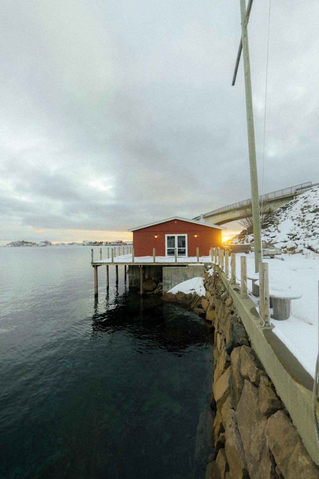 Skata Boutique Hotel Henningsvaer Bagian luar foto