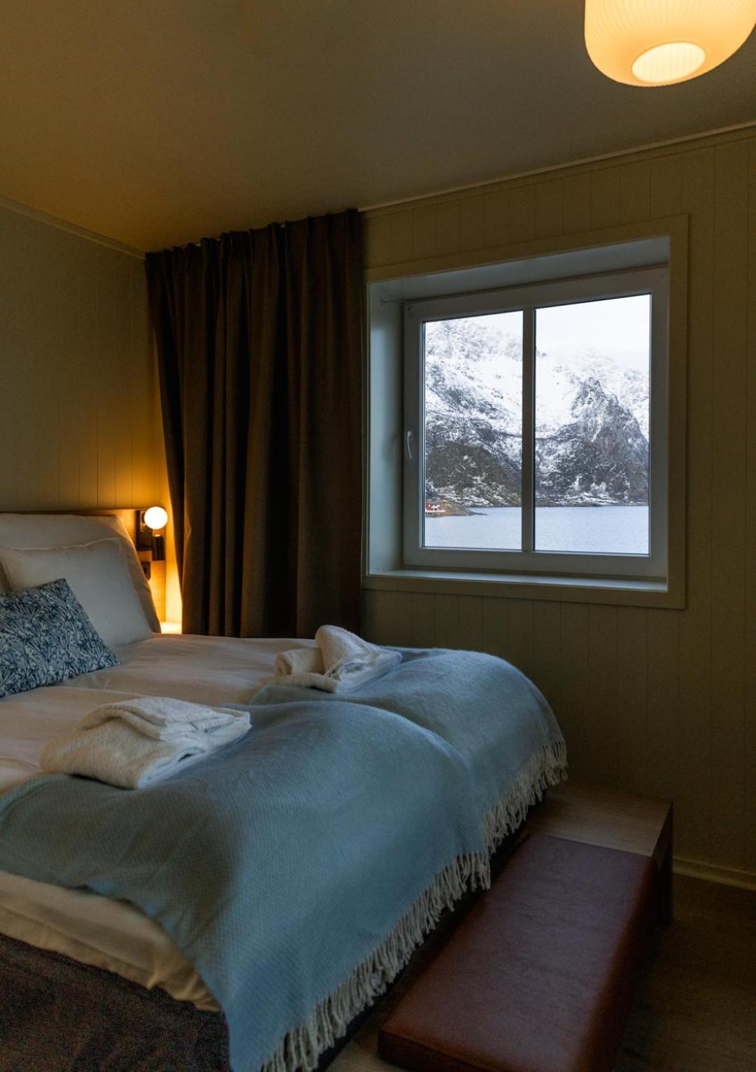 Skata Boutique Hotel Henningsvaer Bagian luar foto