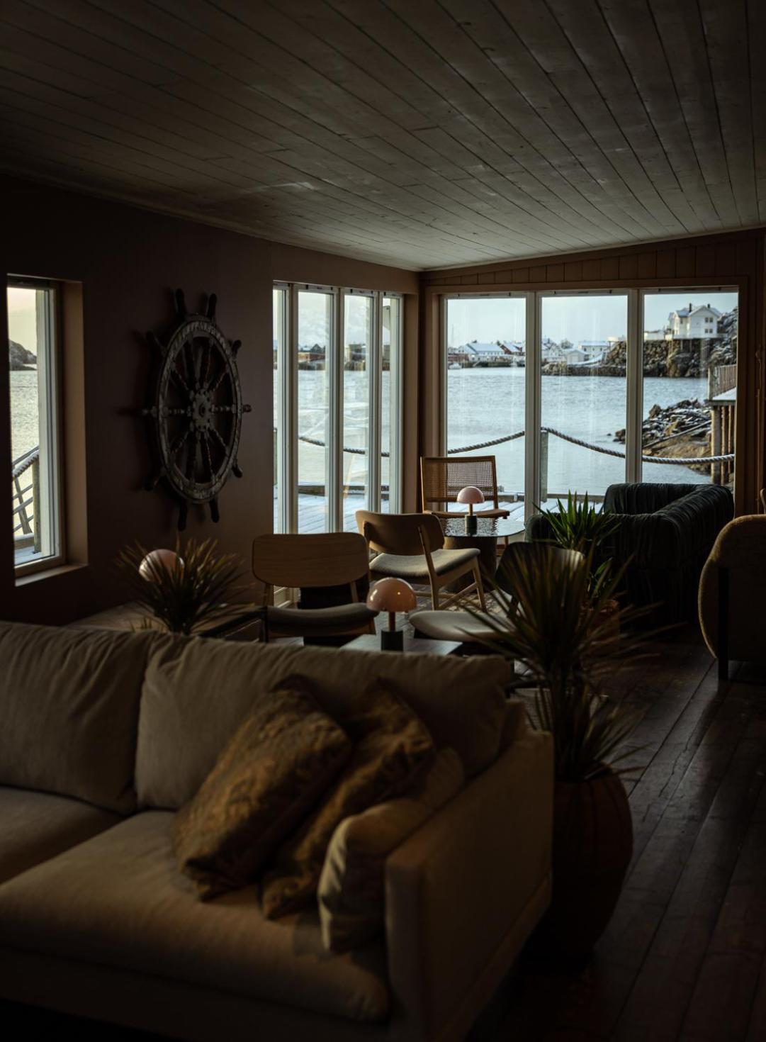 Skata Boutique Hotel Henningsvaer Bagian luar foto